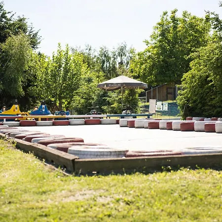 Bryllandia Hotel 2*